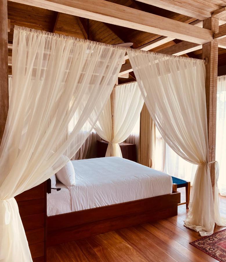La Coralina Island House Hotel Bocas Town Exterior foto